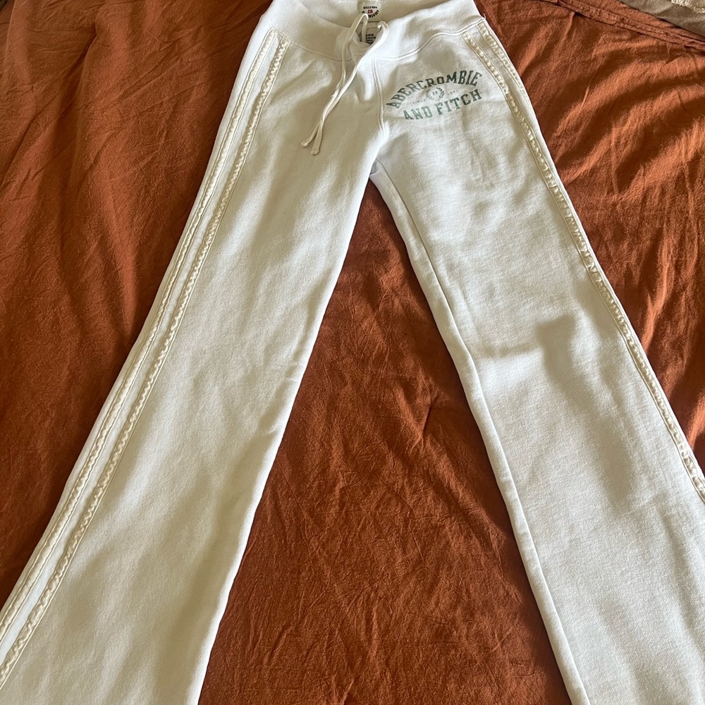 junior abercrombie sweats